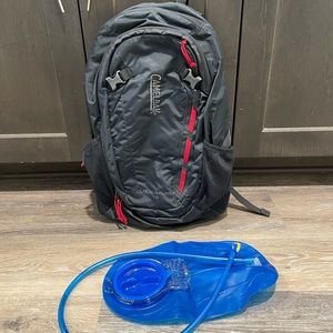 camelbak cloud walker 18 hydration pack